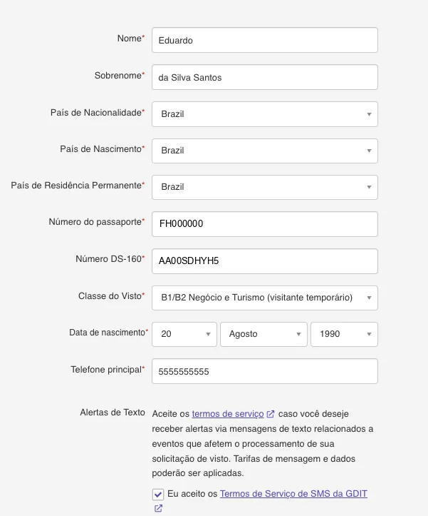 Primeira parte do formulário de dados do solicitante, com nome, sobrenome, países, número do passaporte, número do DS-160, classe do visto e data de nascimento