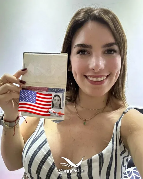 Clientes da Viaggi Vistos com o visto americano aprovado