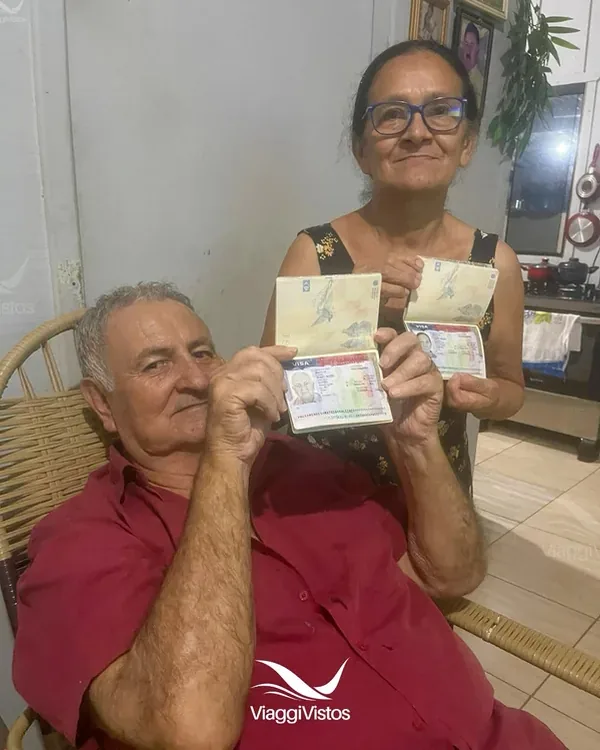 Clientes da Viaggi Vistos com o visto americano aprovado